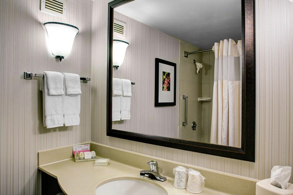 Hilton Garden Inn Atlanta North/Alpharetta Bagian luar foto